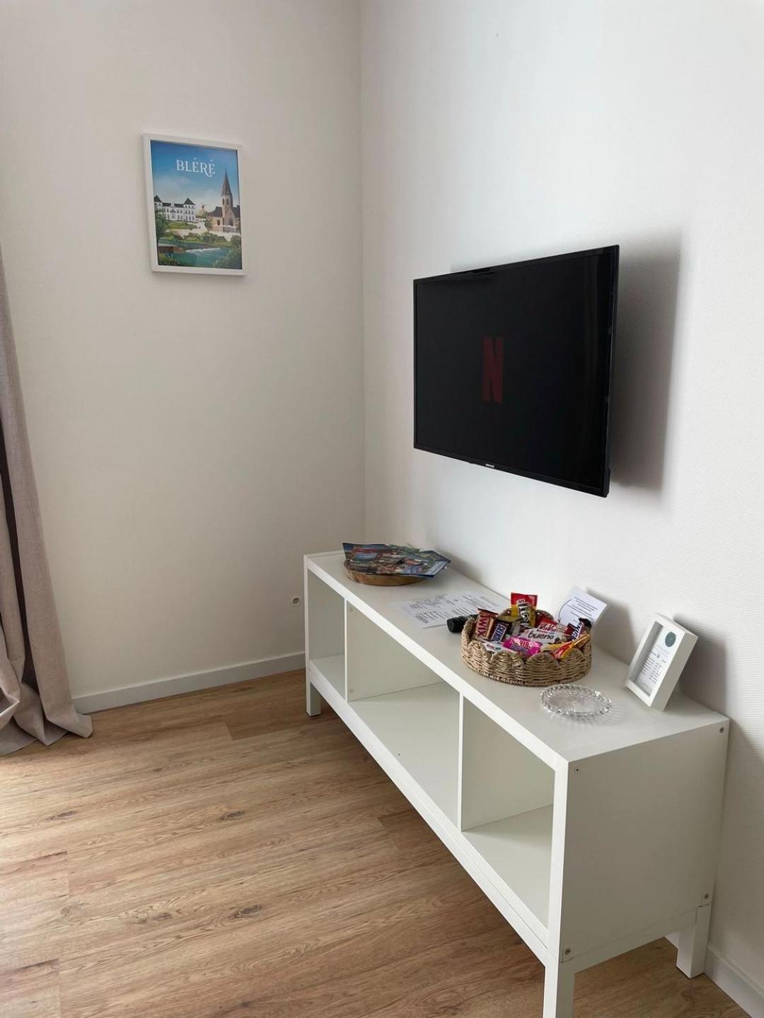 Appartement Chaleureux Blere Exterior foto